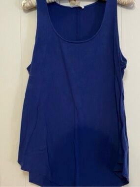 Women’s Sleeveless Scoop Neck Tank Top - Blue